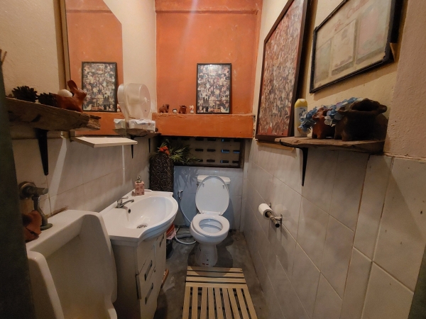 ขายอาคารในคูเมืองเชียงใหม่ 16 ตรว 5.5 ล้าน