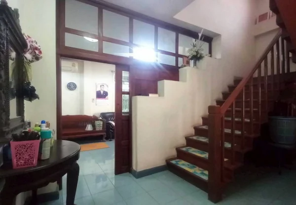 ขายบ้านเดี่ยว หมู่บ้านบุรีรมย์ ซอยคู้บอน 41 เนื้อที่ 55 ตร.ว. 2 ชั้น 3 นอน 2 น้ำ